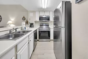 1040 Hwy 98, Destin, FL 32541 - Photo 11