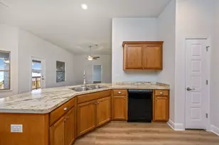 2107 Queen St, Crestview, FL 32536 - Photo 19