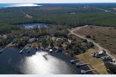 30C Old Bay Pointe Plantation, Milton, FL 32583 - Photo 13