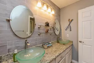 7060 Summit Dr, Navarre, FL 32566 - Photo 39
