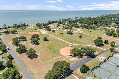 7060 Summit Drive, Navarre, FL 32566 - Photo 83
