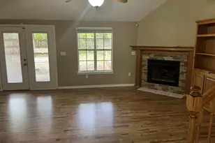 4602 Butler Ct, Crestview, FL 32539 - Photo 3