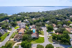 2812 Lee Trevino Ct, Shalimar, FL 32579 - Photo 49