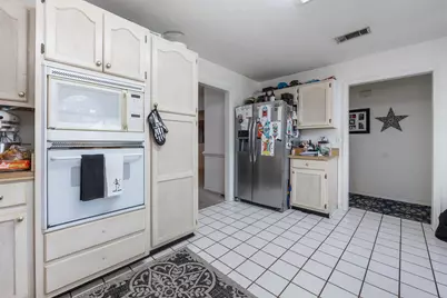 2812 Lee Trevino Court, Shalimar, FL 32579 - Photo 11