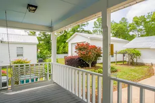 270 S 12th St, Defuniak Springs, FL 32435 - Photo 55