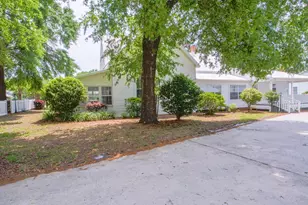 270 S 12th St, Defuniak Springs, FL 32435 - Photo 11