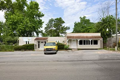 117 Auburn Road, Fort Walton Beach, FL 32547 - Photo 1