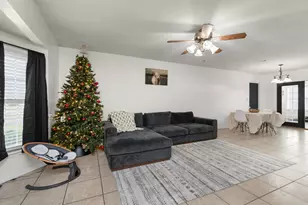 400 Brown Pl, Crestview, FL 32539 - Photo 3