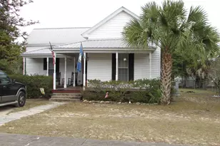 64 W Live Oak Ave, Defuniak Springs, FL 32435 - Photo 15