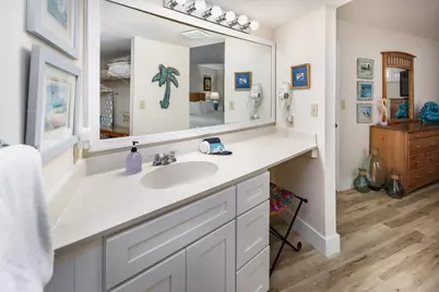 671 Nautilus Court #UNIT 402, Fort Walton Beach, FL 32548 - Photo 13