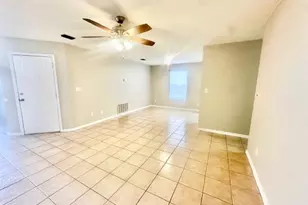 947 Tray Dr, Fort Walton Beach, FL 32547 - Photo 3
