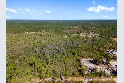 11709 Poinsettia Street, Fountain, FL 32438 - Photo 11
