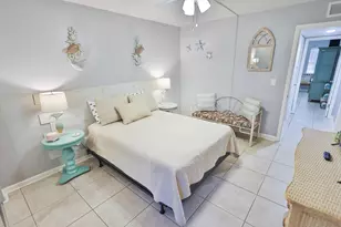 209 W Miracle Strip Pkwy, Mary Esther, FL 32569 - Photo 13