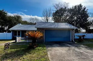 106 Pinehaven Dr, Mary Esther, FL 32569 - Photo 1