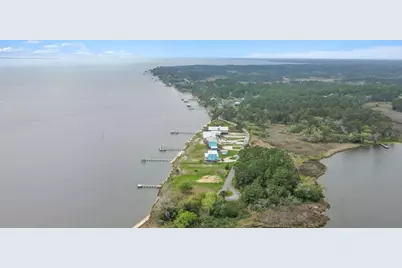 554 Beatrice Point Road, Freeport, FL 32439 - Photo 21