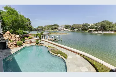 204 Laura Lane, Gulf Breeze, FL 32561 - Photo 11