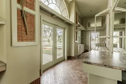 204 Laura Lane, Gulf Breeze, FL 32561 - Photo 77