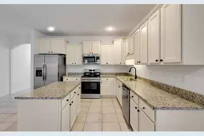 379 Whitman Way, Freeport, FL 32439 - Photo 3