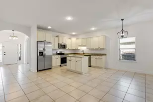 379 Whitman Way, Freeport, FL 32439 - Photo 5