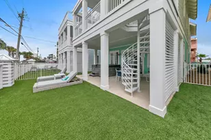 13662 Front Beach Rd, Panama City Beach, FL 32413 - Photo 15