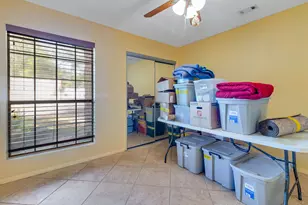 204 Parkwood Cir, Niceville, FL 32578 - Photo 9