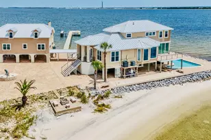 320 Sunny Dr, Mary Esther, FL 32569 - Photo 1