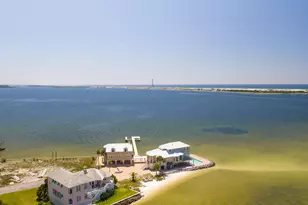 320 Sunny Dr, Mary Esther, FL 32569 - Photo 117