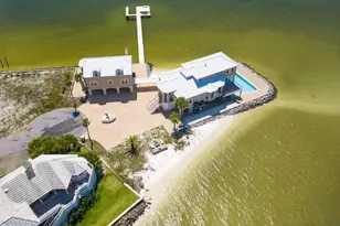 320 Sunny Dr, Mary Esther, FL 32569 - Photo 127