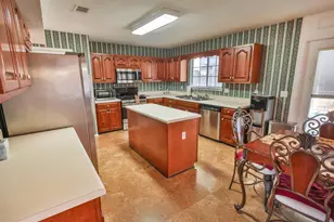 859 Mande Ct, Shalimar, FL 32579 - Photo 11