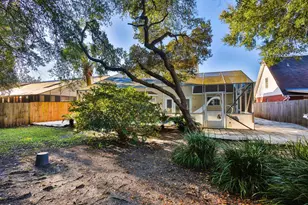 859 Mande Ct, Shalimar, FL 32579 - Photo 49