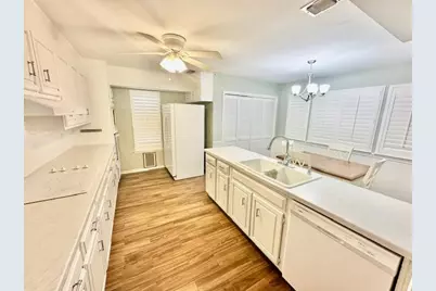 937 Holbrook Circle, Fort Walton Beach, FL 32547 - Photo 7
