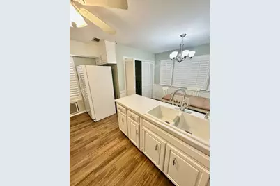 937 Holbrook Circle, Fort Walton Beach, FL 32547 - Photo 9