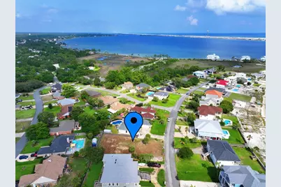 147 Shoreline Drive, Mary Esther, FL 32569 - Photo 5