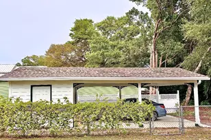 119 E Live Oak Ave, Defuniak Springs, FL 32435 - Photo 61
