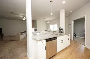 415 Scooter Cv, Crestview, FL 32539 - Photo 25