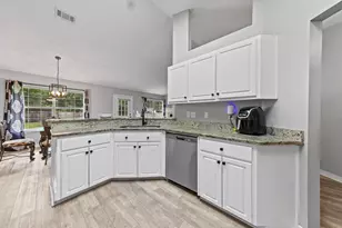 5123 Whitehurst Ln, Crestview, FL 32536 - Photo 3
