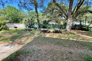 201 E College Blvd, Niceville, FL 32578 - Photo 11