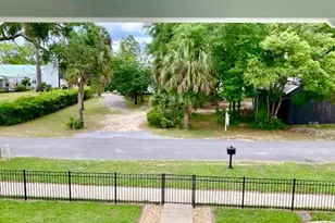290 Crescent Dr, Defuniak Springs, FL 32435 - Photo 75
