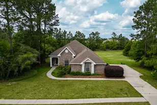 155 E Club House Dr, Freeport, FL 32439 - Photo 3