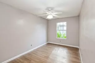 3074 Yorktown Cir, Fort Walton Beach, FL 32547 - Photo 9