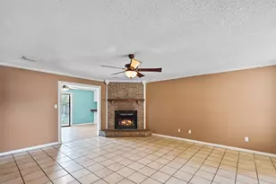 1000 Quail Hollow Dr, Mary Esther, FL 32569 - Photo 9