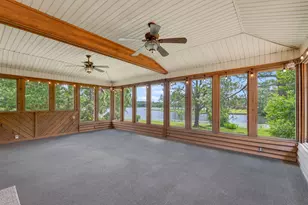 991 Pinewood Dr, Defuniak Springs, FL 32433 - Photo 33