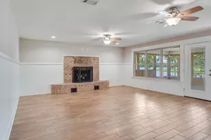 991 Pinewood Dr, Defuniak Springs, FL 32433 - Photo 15
