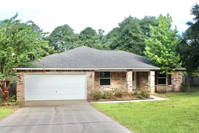48 S Pleasant Drive, Defuniak Springs, FL 32435 - Photo 1