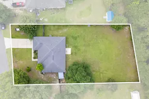 48 S Pleasant Dr, Defuniak Springs, FL 32435 - Photo 9