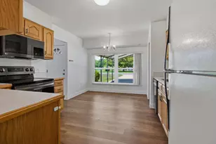 74 8th St, Shalimar, FL 32579 - Photo 7