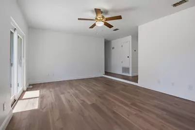 74 8th Street, Shalimar, FL 32579 - Photo 9
