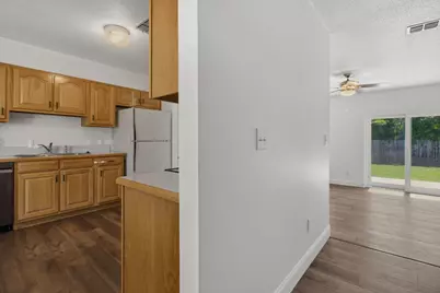 74 8th Street, Shalimar, FL 32579 - Photo 5