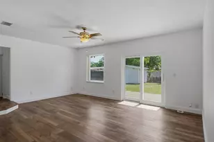 74 8th St, Shalimar, FL 32579 - Photo 11