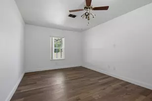 74 8th St, Shalimar, FL 32579 - Photo 23
